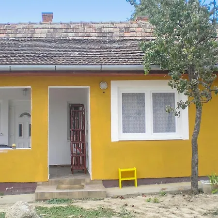 Nice In Balatonenred W/ 2 Bedrooms Nyaraló *