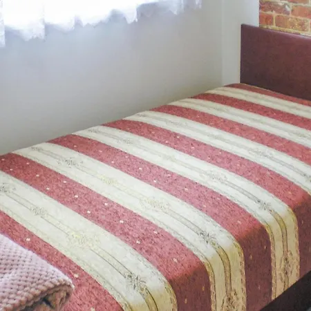 Nice In Balatonenred W/ 2 Bedrooms Balatonendréd