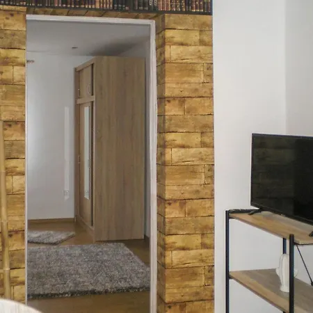 Nice In Balatonenred W/ 2 Bedrooms Balatonendréd